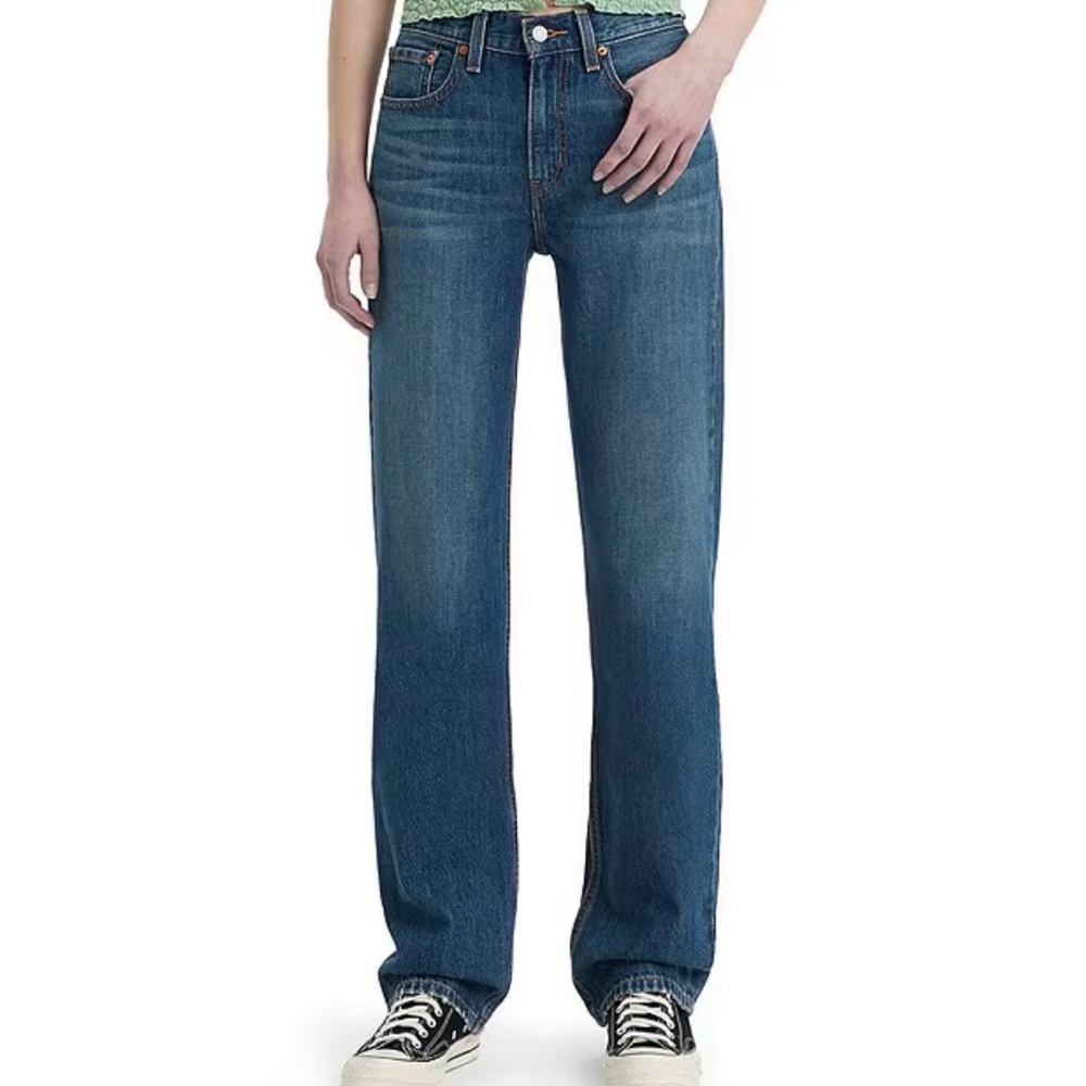 Levi's Low Pro Straight Leg Jeans for Women. NWOT